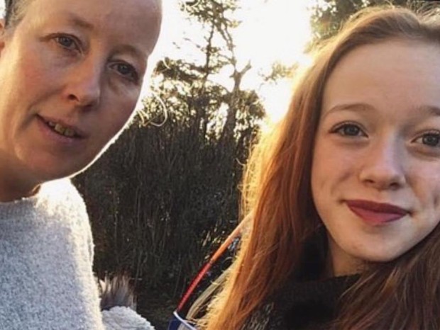 Amybeth McNulty lamenta morte da mãe (Foto: Reprodução/Instagram)