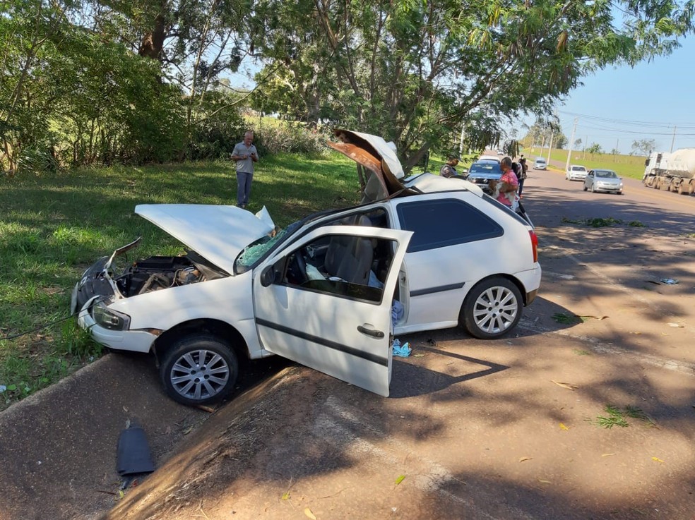Acidente foi registrado na Estrada da Amizade, em Presidente Prudente â Foto: Kawanny Barros / TV Fronteira