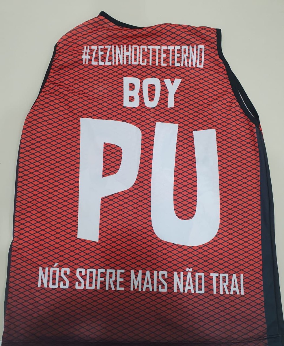 Camisa em homenagem ao criminoso com a sigla PU (Parque União) — Foto: Reprodução/Arquivo Pessoal