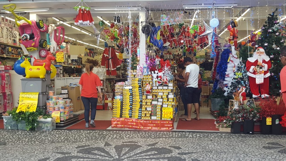 Comércio de Natal está aquecido com as festas de fim de ano  — Foto: Natalia Filippin/G1