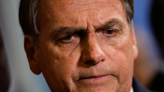 Resultado de imagem para Bolsonaro menospreza resultados, mas equipe avalia que soou sinal de alerta com pesquisa Datafolha