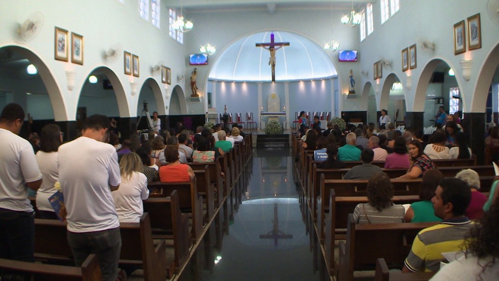 Missa foi realizada na Igreja Matriz de São Sebastião — Foto: Jorge Soares/G1