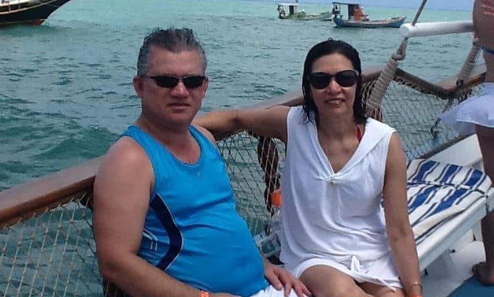 Denirson Paes e a esposa, Jussara Paes (Foto: ReproduÃ§Ã£o/Facebook)