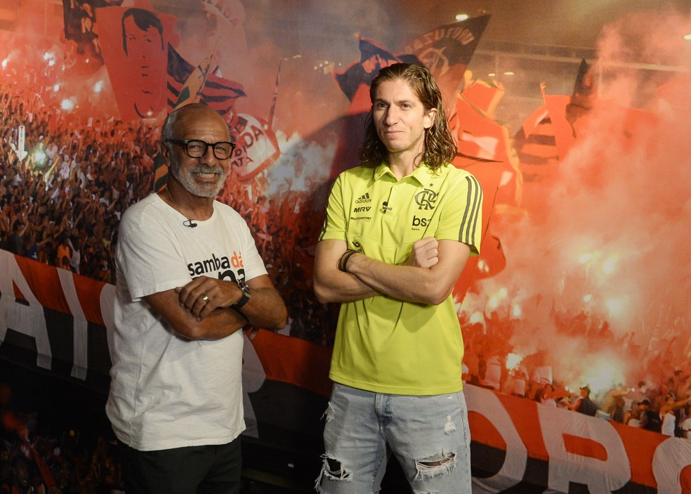 Junior e Filipe Luis: passado e presente da lateral-esquerda rubro-negra — Foto: André Durão