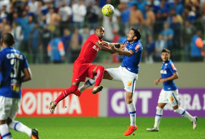 TV Globo Minas transmite confronto entre Cruzeiro e Internacional, no Sul