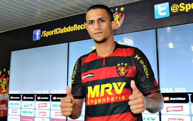 Mateus - Sport (Foto: Aldo Carneiro/Pernambuco Press)