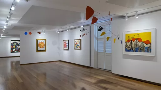 Casa Roberto Marinho destaca a amizade e as trocas artísticas entre Calder e Miró