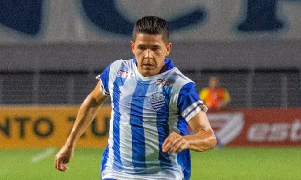 Diego Renan é o mais utilizado nas laterais do CSA  — Foto: Francisco Cedrim/RCortez/CSA