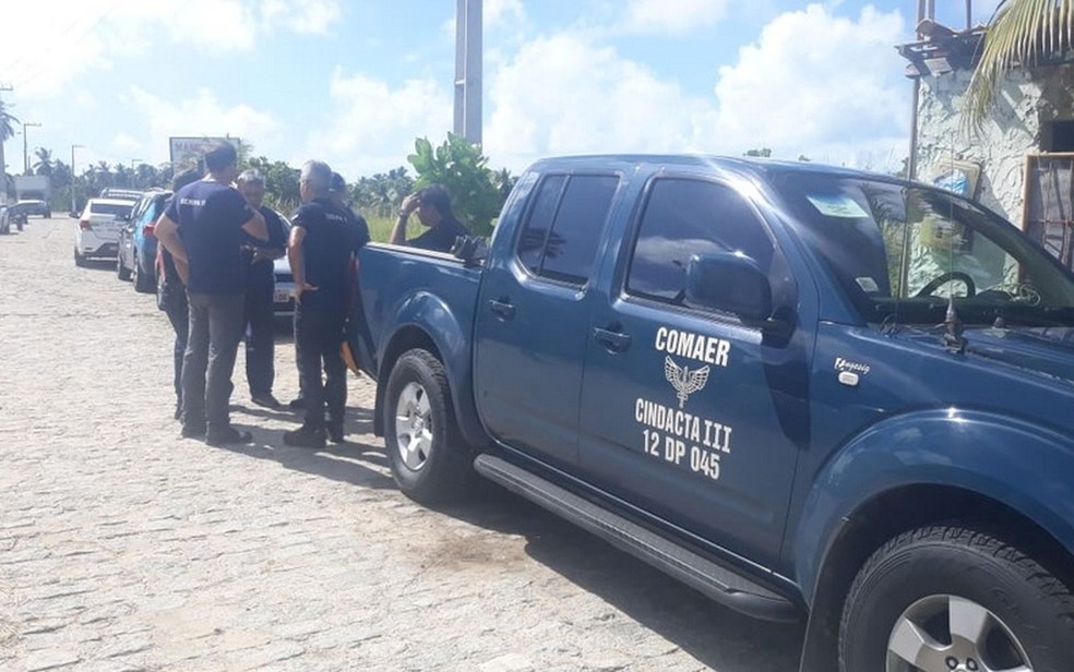 Aeronáutica e Polícia Federal traça estratégias para retirada da aeronave — Foto: Carla Suzanne/TV Sergipe