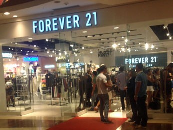 Mais novidades sobre a inauguração da Forever 21 no Brasil