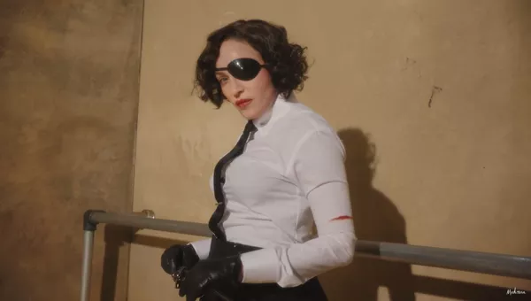 Madonna Madame X Vai Do Funk Ousado Ao Fado Sensato Com Erros Acertos E Coragem G1 Ouviu Musica G1