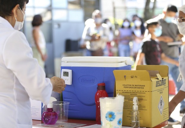DF vacina maiores de 40 anos com quarta dose (Foto: José Cruz/Agência Brasil)