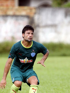 Héverton depõe e afirma que não sabia estar suspenso contra o Grêmio