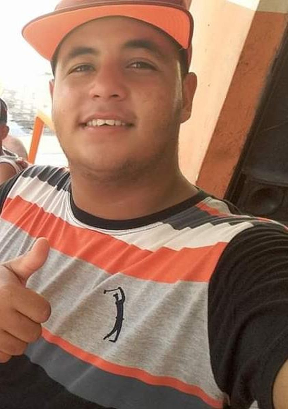 Carlos Alberto Ferreira da Silva Filho, 21, que morreu após dar entrada no hospital Hélvio Auto — Foto: Arquivo pessoal