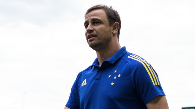 Felipe Conceição, técnico do Cruzeiro