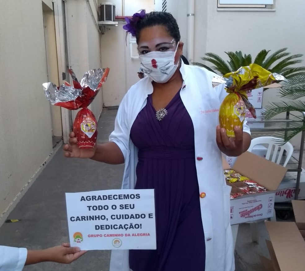 Ação continua na segunda-feira (5) para contemplar funcionários que não estavam de plantão neste domingo (4) — Foto: Hospital de Caridade São Vicente de Paulo/Divulgação