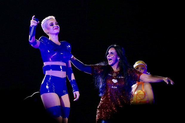 Katy Perry e Gretchen (Foto: Manuela Scarpa / Brazil News)