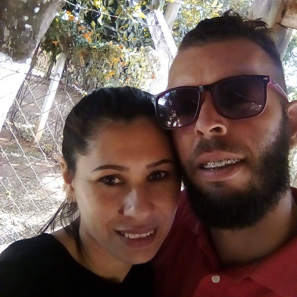 Fabiana e Danilo Rodrigo foram casados por 8 anos e estavam separados hÃ¡ um mÃªs  â€” Foto: Facebook / ReproduÃ§Ã£o 