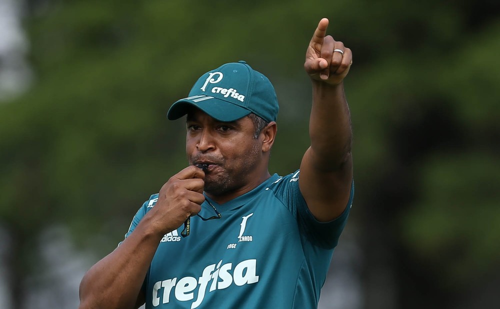 Sete seguidas? Roger fica a uma vitória de igualar série de 1978 no Palmeiras
