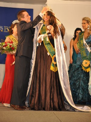 Universitária de MT de 19 anos vai representar o Brasil no concurso Miss Globo Internacional na Albânia (Foto: Flávio de Holanda)