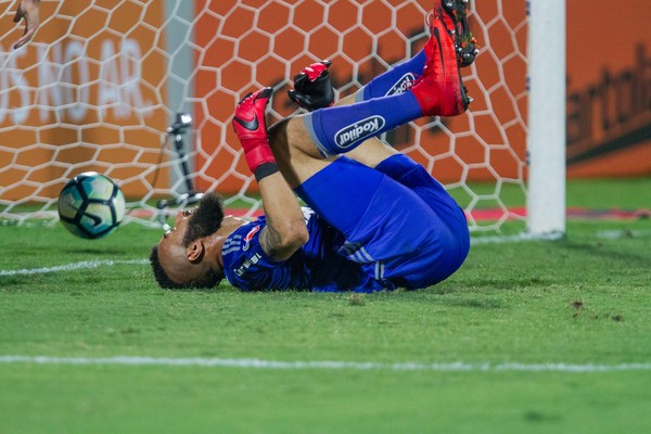 Pedido de desculpas no CT, explicações e apoio de Juan: o pós-jogo de Muralha