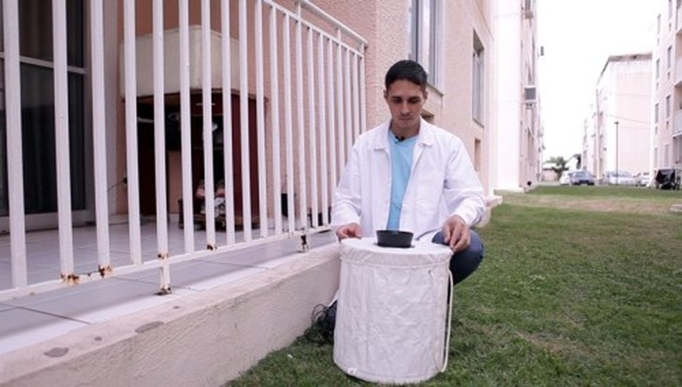 Armadilha Para O Mosquito Aedes Aegypti Com Garrafa Pet Pesquisas Da Uenf Em Campos Rj Tentam Deter Avanco Do Aedes Aegypti Com Metodos Economicos E Naturais Norte Fluminense G1