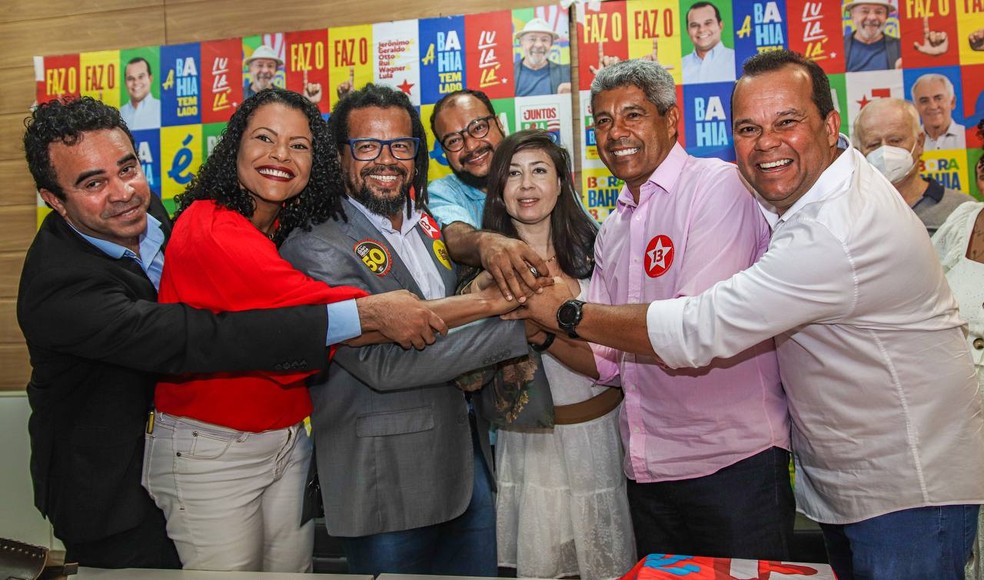 Candidato ao governo derrotado no 1º turno, Kleber Rosa anuncia apoio a Jerônimo — Foto: Divulgação