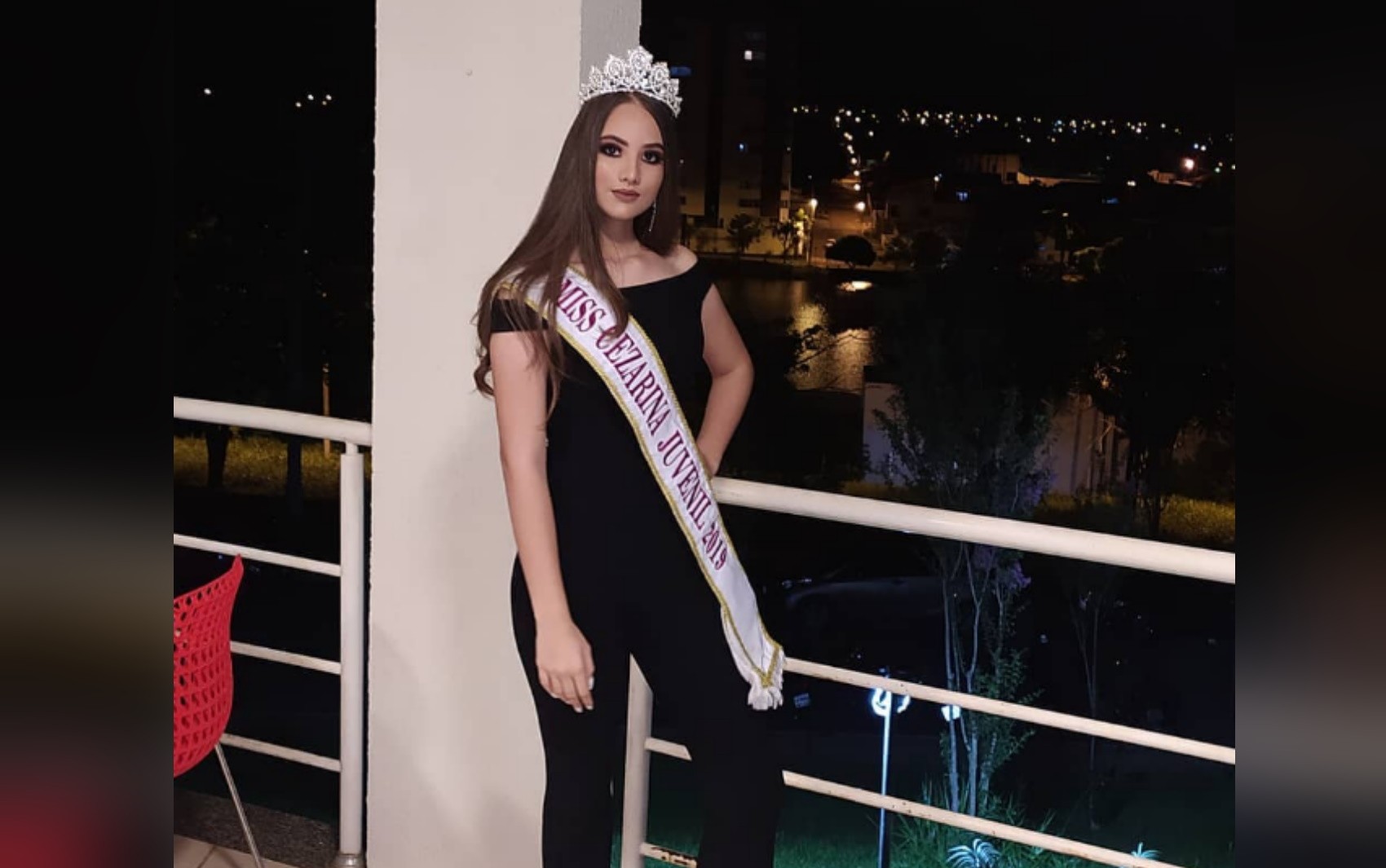 Adolescente que foi miss-Cezarina juvenil morre após sofrer infarto, segundo Seduc