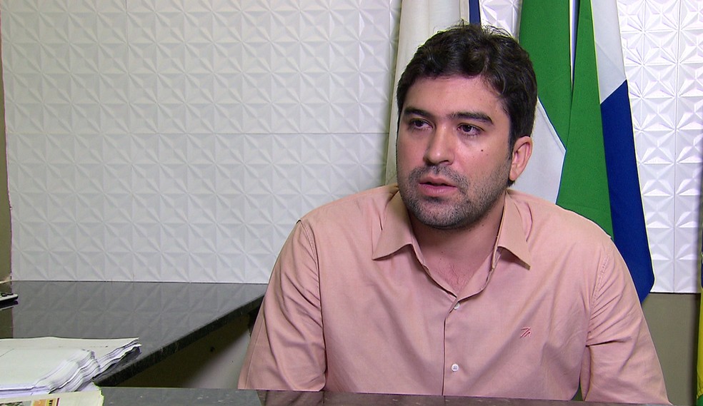 Prefeito de São Lourenço da Mata, Bruno Pereira (PTB), estava afastado do cargo desde setembro de 2017 (Foto: Reprodução/TV Globo)