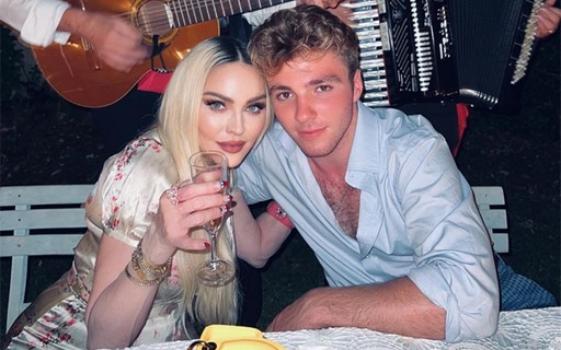 Madonna celebra aniversário de 22 anos do filho, Rocco, com festa na Itália; fotos