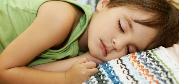 Criança dormindo (Foto: Shutterstock)