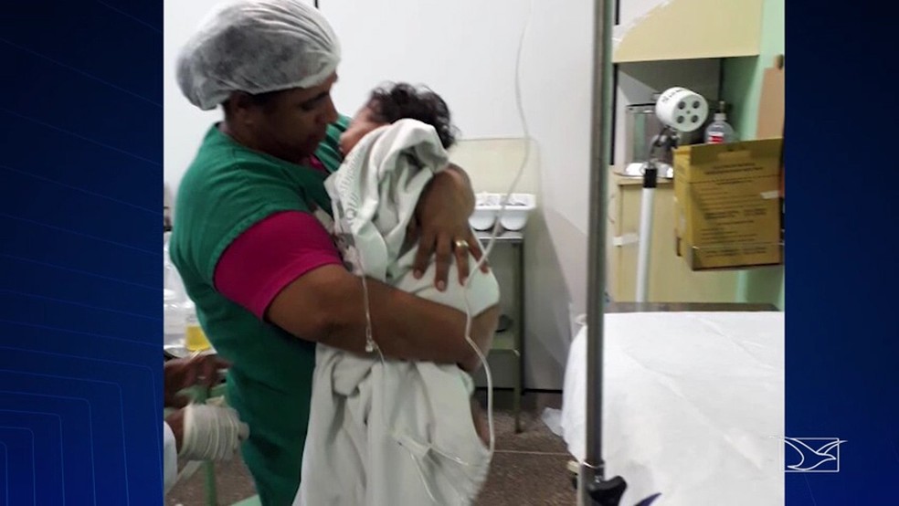 BebÃª atirado de ponte sobreviveu a uma queda de 30 metros de altura (Foto: ReproduÃ§Ã£o/TV Mirante)