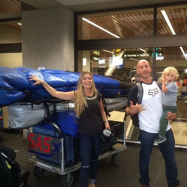 Sylvio, Beatriz e Benjamin prontos para embarcar (Foto: Instagram)