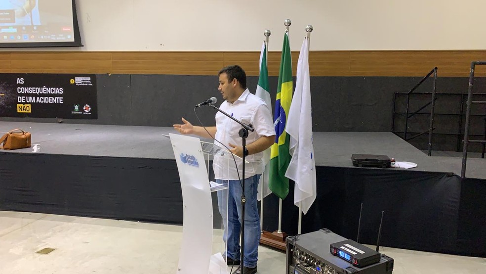 Prefeito de Caicó, Judas Tadeu dos Santos, durante reunião sobre vacinação contra Covid-19 no RN. — Foto: Anna Alyne Cunha/Inter TV Cabugi