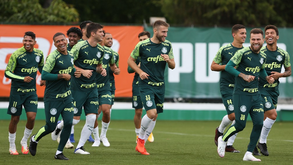 Escalacao Do Palmeiras Mayke Volta E Time Encerra Preparacao Para Duelo Com O Gremio Palmeiras Ge