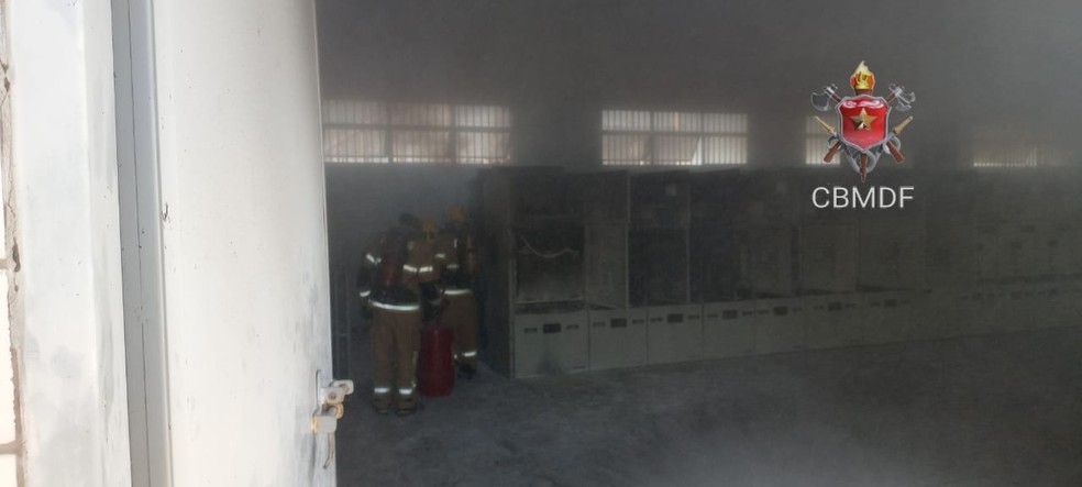 Incêndio na subestação do Jardins Mangueiral, no DF — Foto: CBMDF/Reprodução