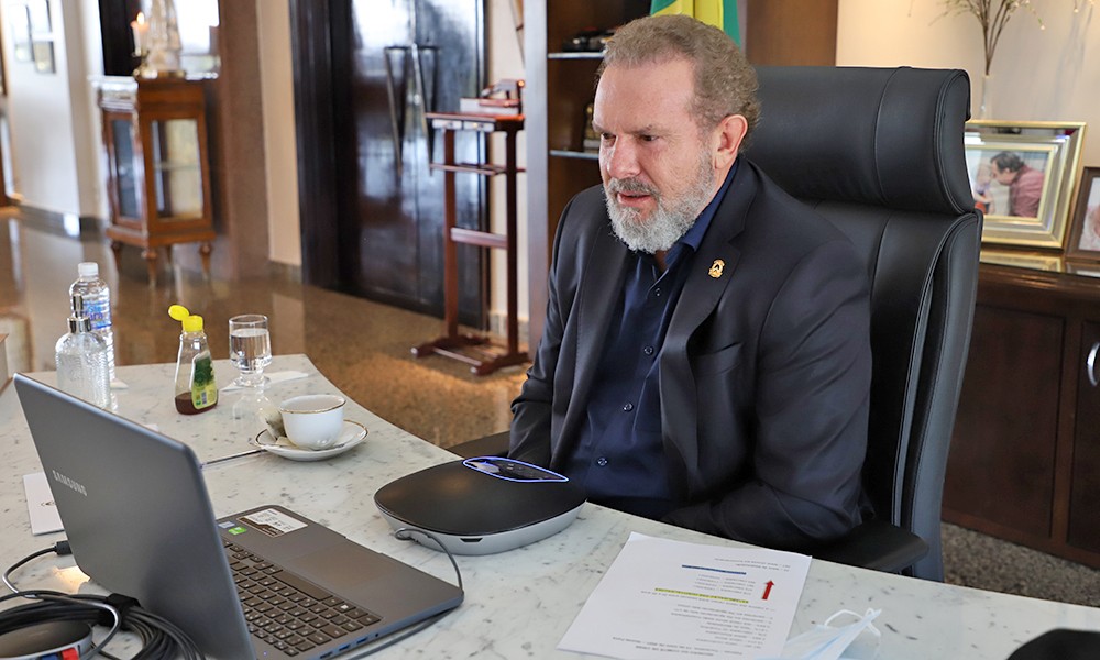 Carlesse se torna réu por aparelho bloqueador de sinais apreendido dentro do gabinete do governador no Palácio Araguaia