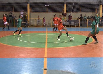 Estrelinha goleia Andirá na últlima rodada da fase de classificação do Acreano de Futsal Feminino (Foto: Reprodução/TV Acre)