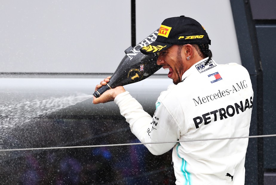 GP da Inglaterra: Hamilton vence pela 80Âª vez na FÃ³rmula 1 apÃ³s fazer pit stop durante safety car