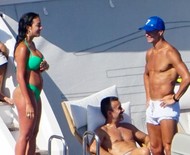 Cristiano Ronaldo e Georgina Rodriguez fazem passeio de iate em Ibiza