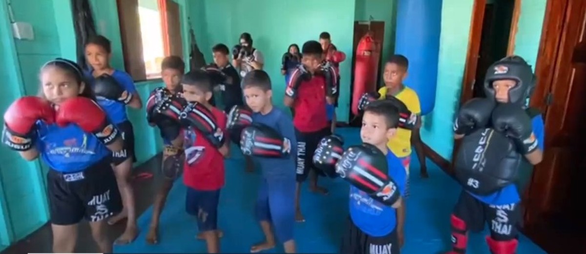 VÍDEO: projeto que ensina Muay Thai para crianças de arquipélago no AP ...