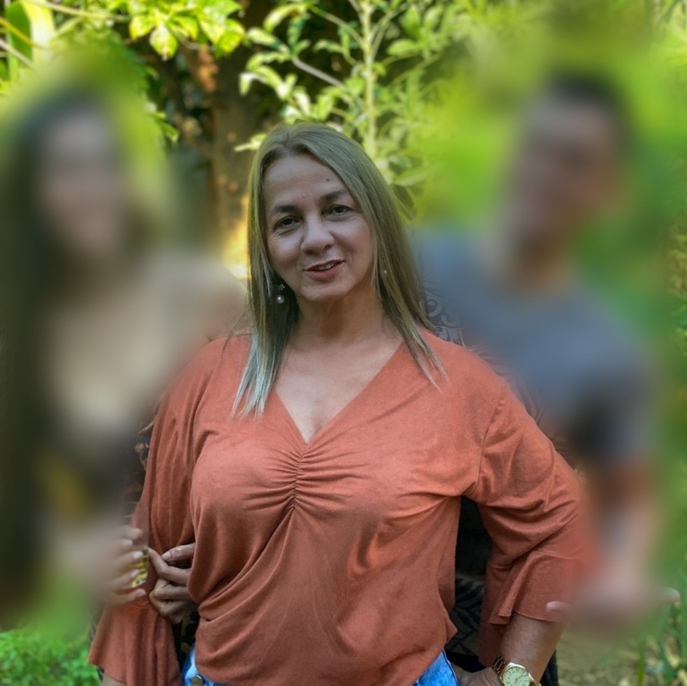 Mara Cristina Tavares, de 55 anos, foi assassinada na garagem da própria casa em Campos, no RJ — Foto: Reprodução/Redes Sociais