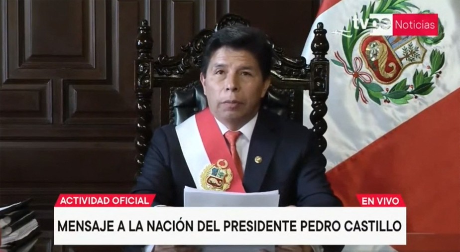 Castillo no pronunciamento em que anunciou fechamento do Congresso e governo de emergência