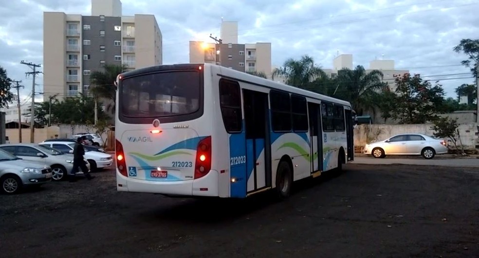 Ônibus do transporte público de Piracicaba — Foto: Edijan Del Santo/EPTV