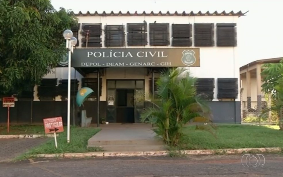 Delegacia de Novo Gama, em Goiás (Foto: Reprodução/TV Anhanguera)