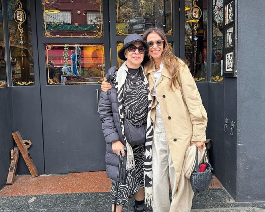 Mônica Martelli viaja para Buenos Aires para fazer surpresa para a mãe