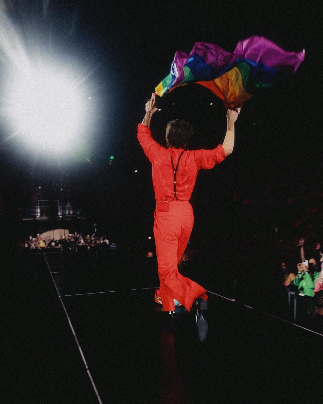 Harry Styles ajuda fã a se revelar homossexual durante show nos EUA (Foto: Reprodução / Instagram)
