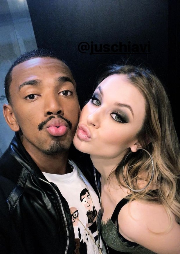 Nego do Borel beija muito e borra a maquiagem da namorada (Foto: Reprodução/Instagram)