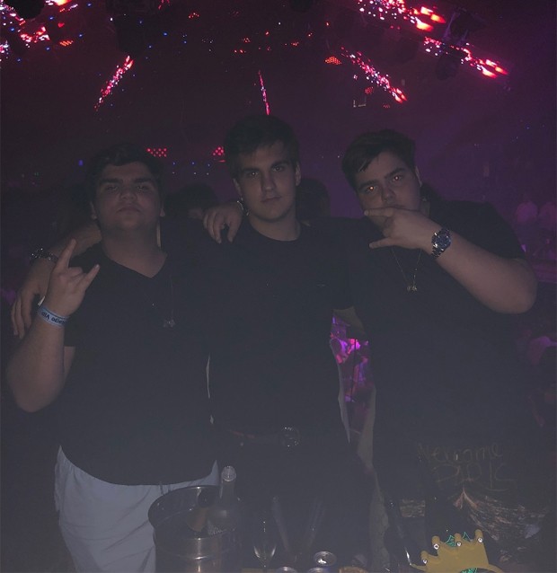 João Guilherme (à dir.) com amigos em Cancún (Foto: Reprodução/Instagram)