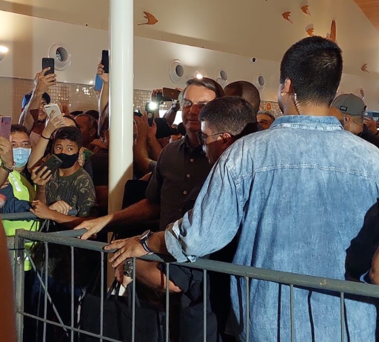 Bolsonaro visita Acre para participar de Cerimônia de regularização fundiária e de assentamentos